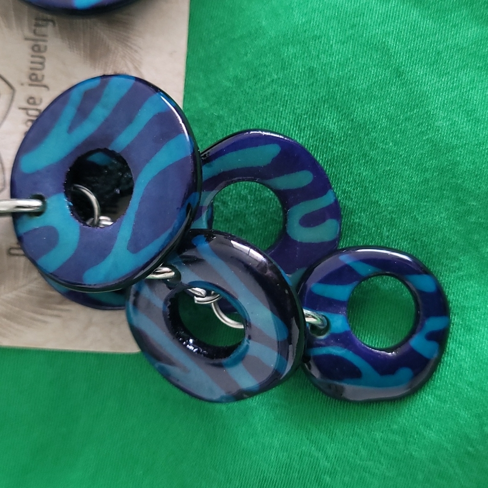 Earings - Picture 6 of 6